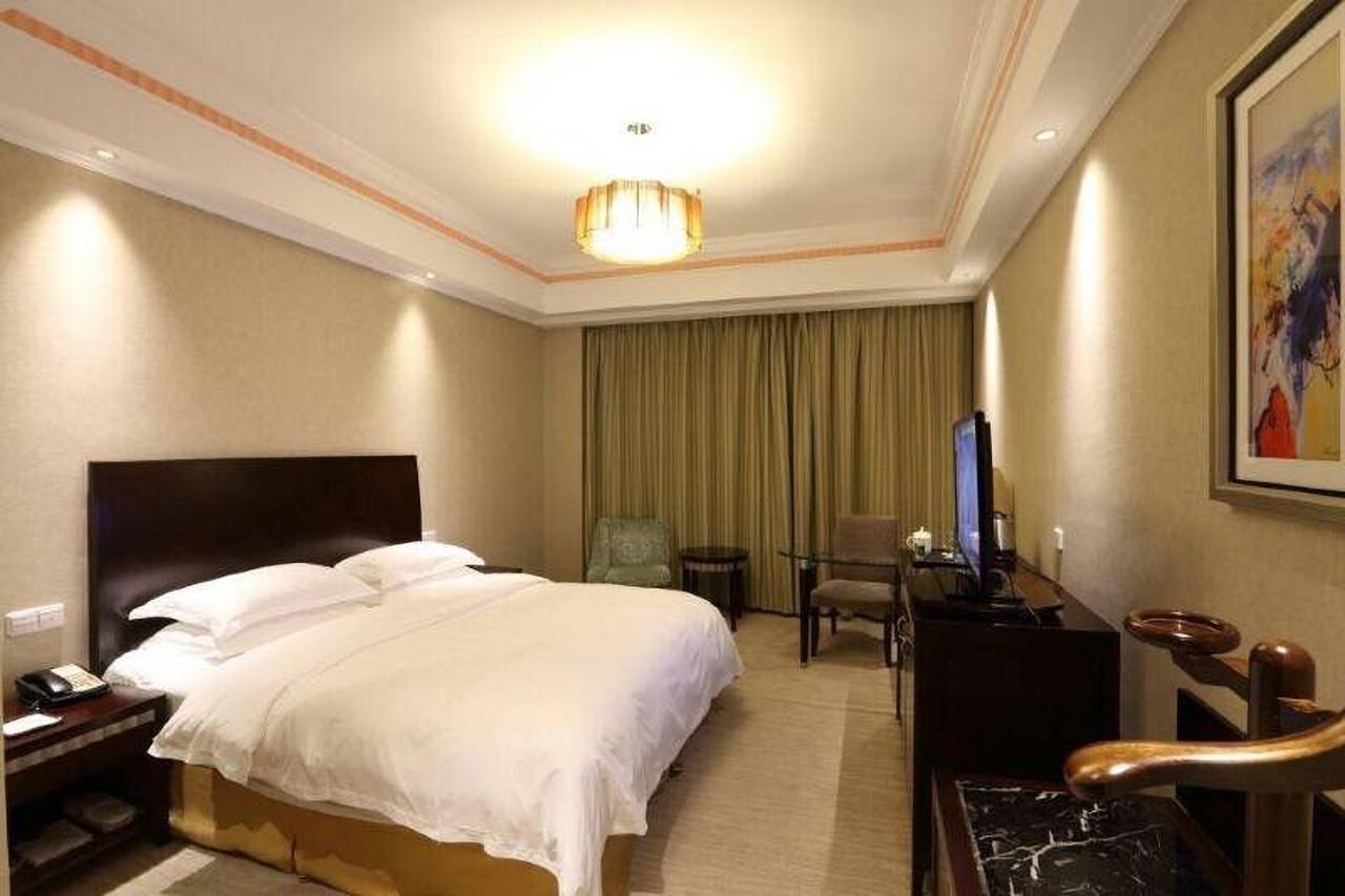 Taizhou Garden Hotel Exterior photo